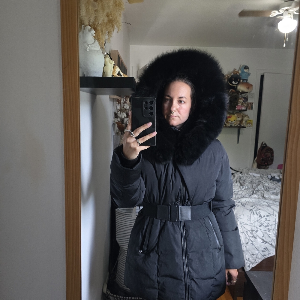 SOKO Black Puffer Jacket with Belt